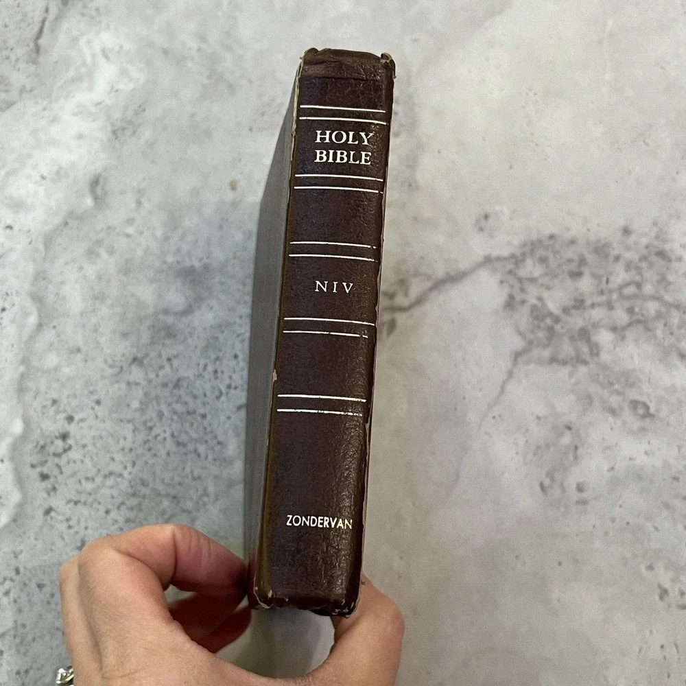 Zondervan NIV Holy Bible 1978 New International Version Brown Compact Vintage